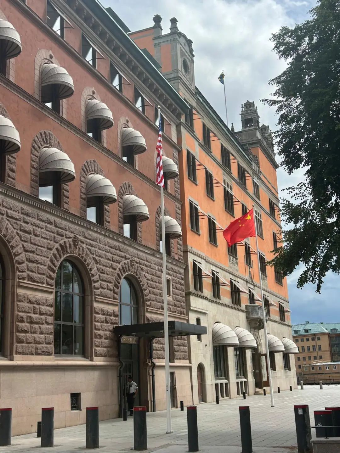 中美经贸会谈在斯德哥尔摩举行